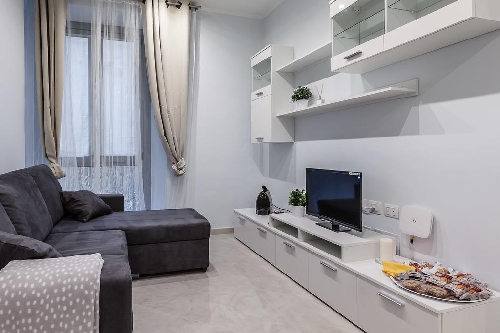 Capri Apartment Milan Bagian luar foto